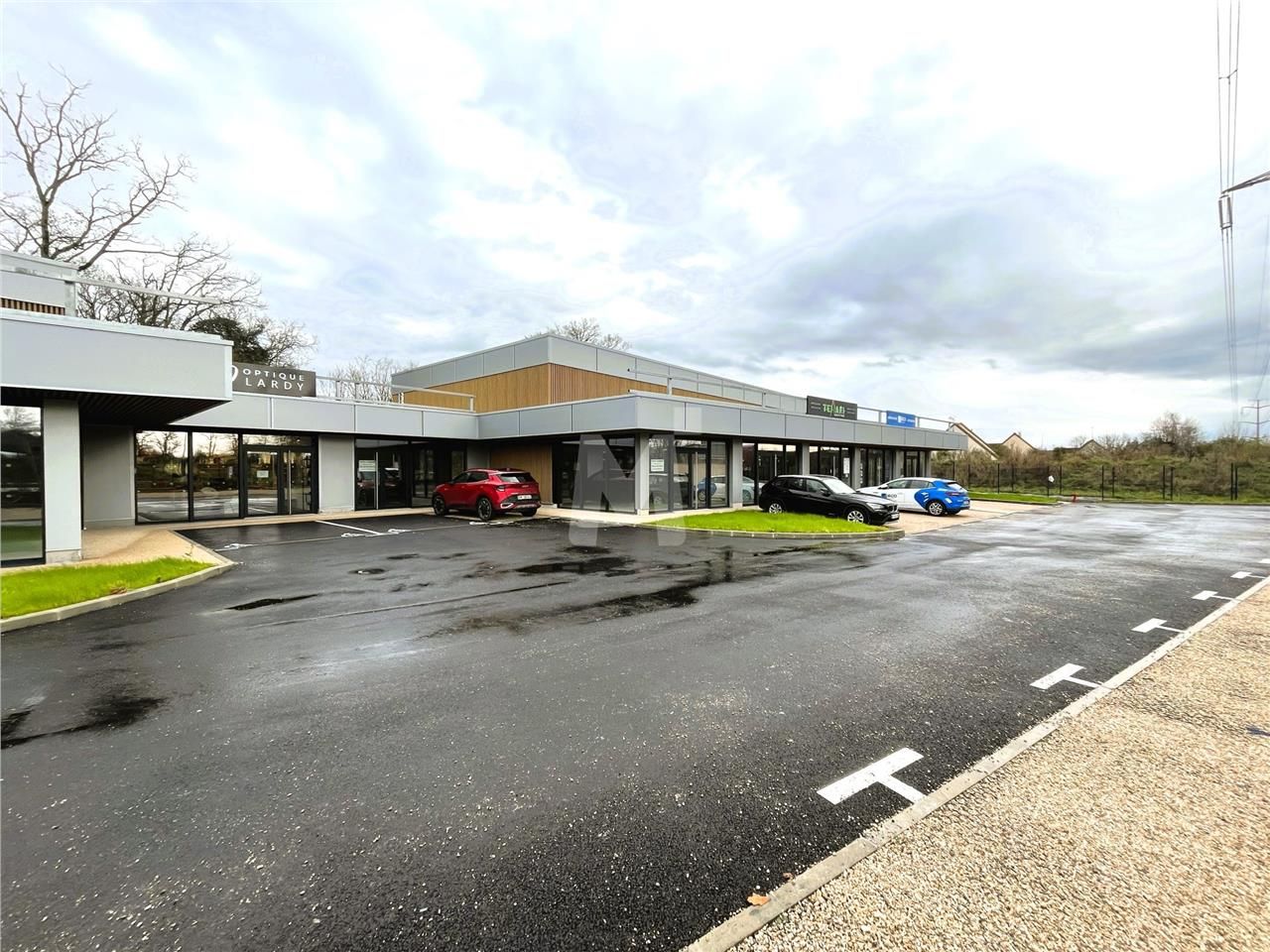 A quelques minutes à pied de la gare de Lardy/Bou