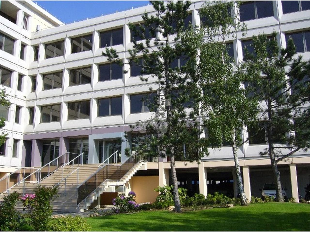 Au carrefour des autoroute A6, A86 et A106 (liais