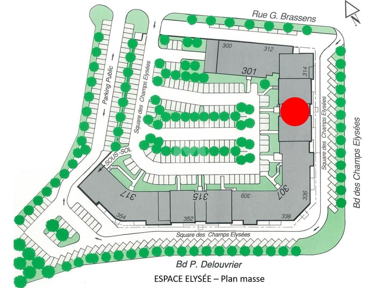 Location locaux commerciaux 154 m² non divisibles