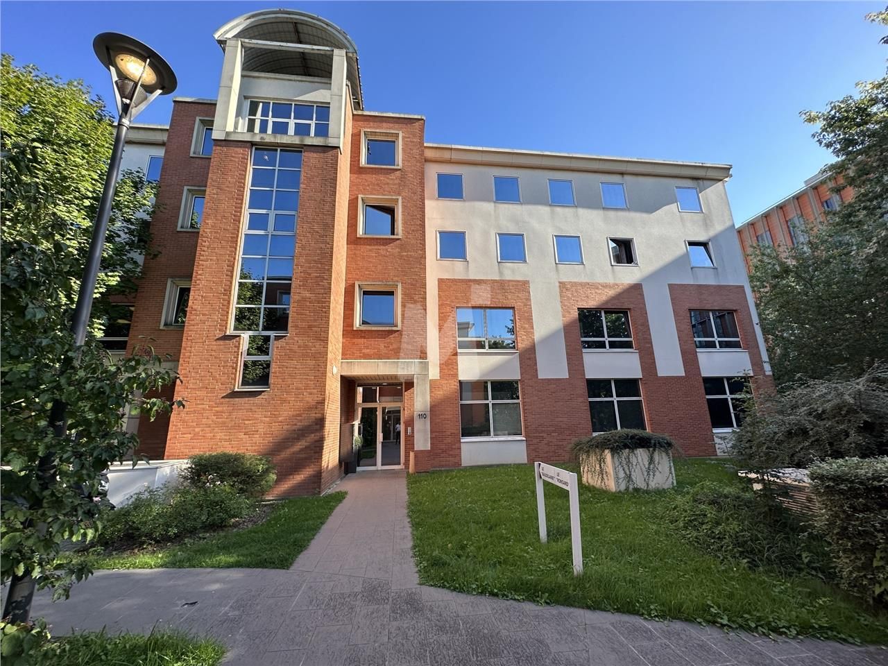 A proximité du Min de Rungis, dans un immeuble à 