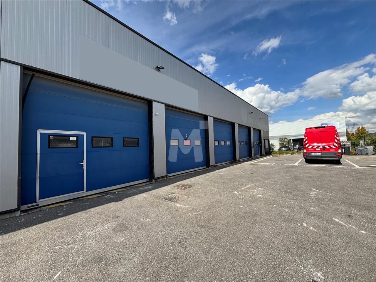 Sur un foncier de 1 286 m², nous vous proposons u