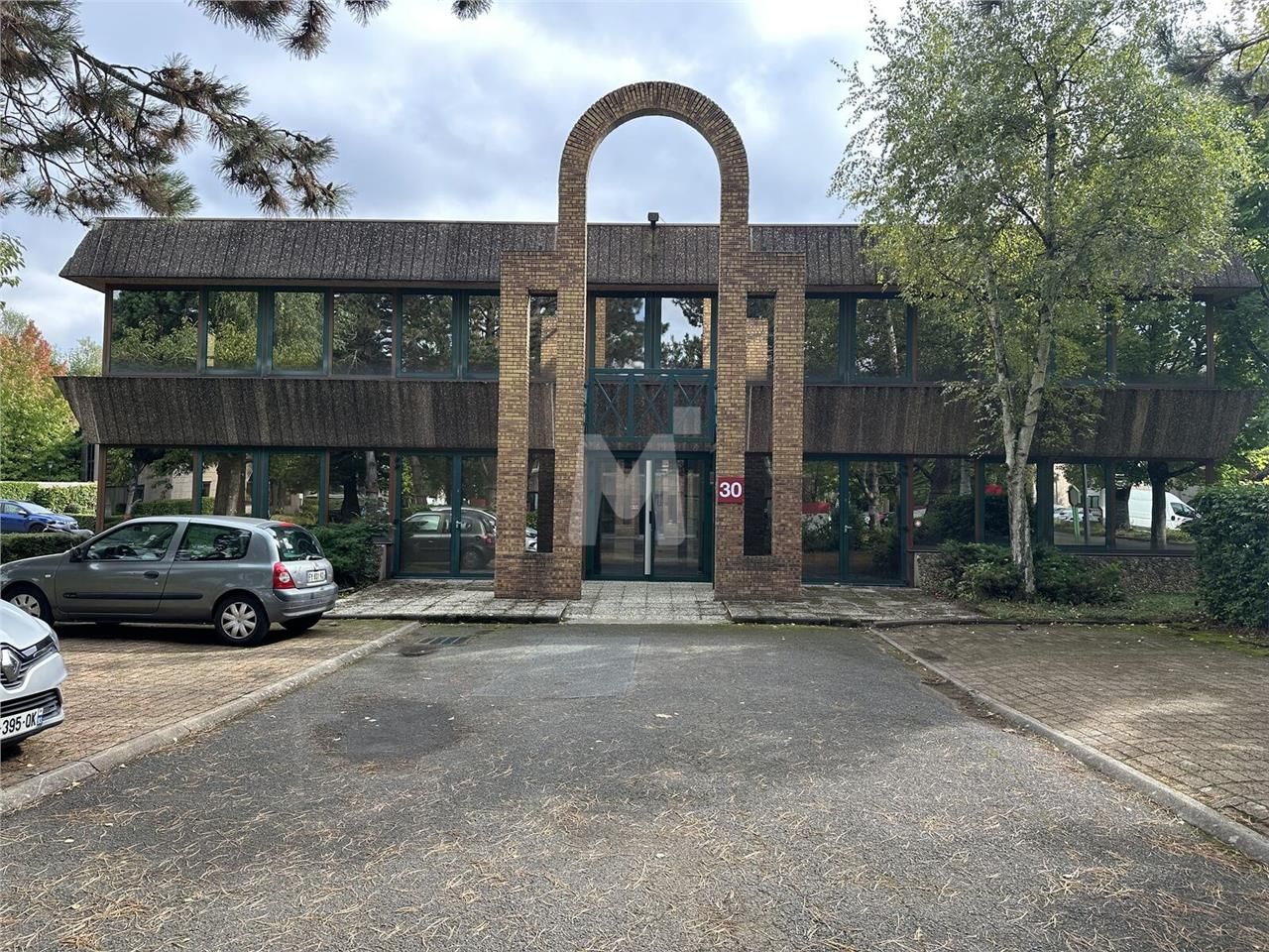 Sur un site sécurisé composé de plusieurs bâtimen