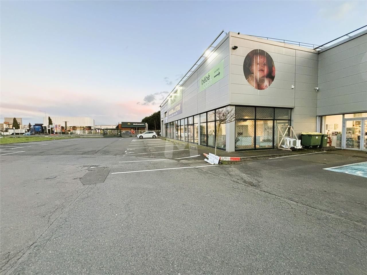 Dans la zone commerciale de la Croix Blanche, nou