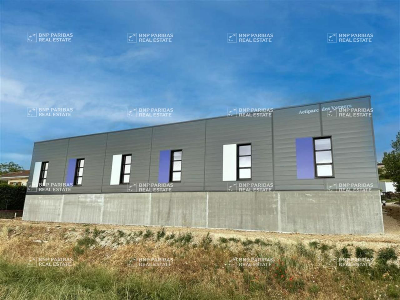 294 m² pour ce activité en location à Pommiers