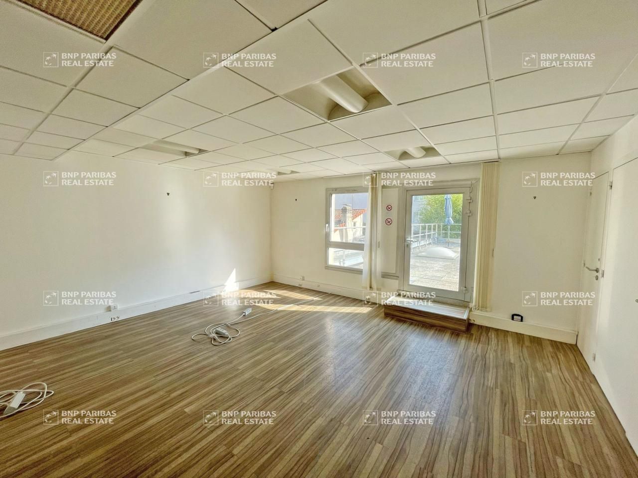 502.26 m² pour ce bureaux en vente à Levallois-perret