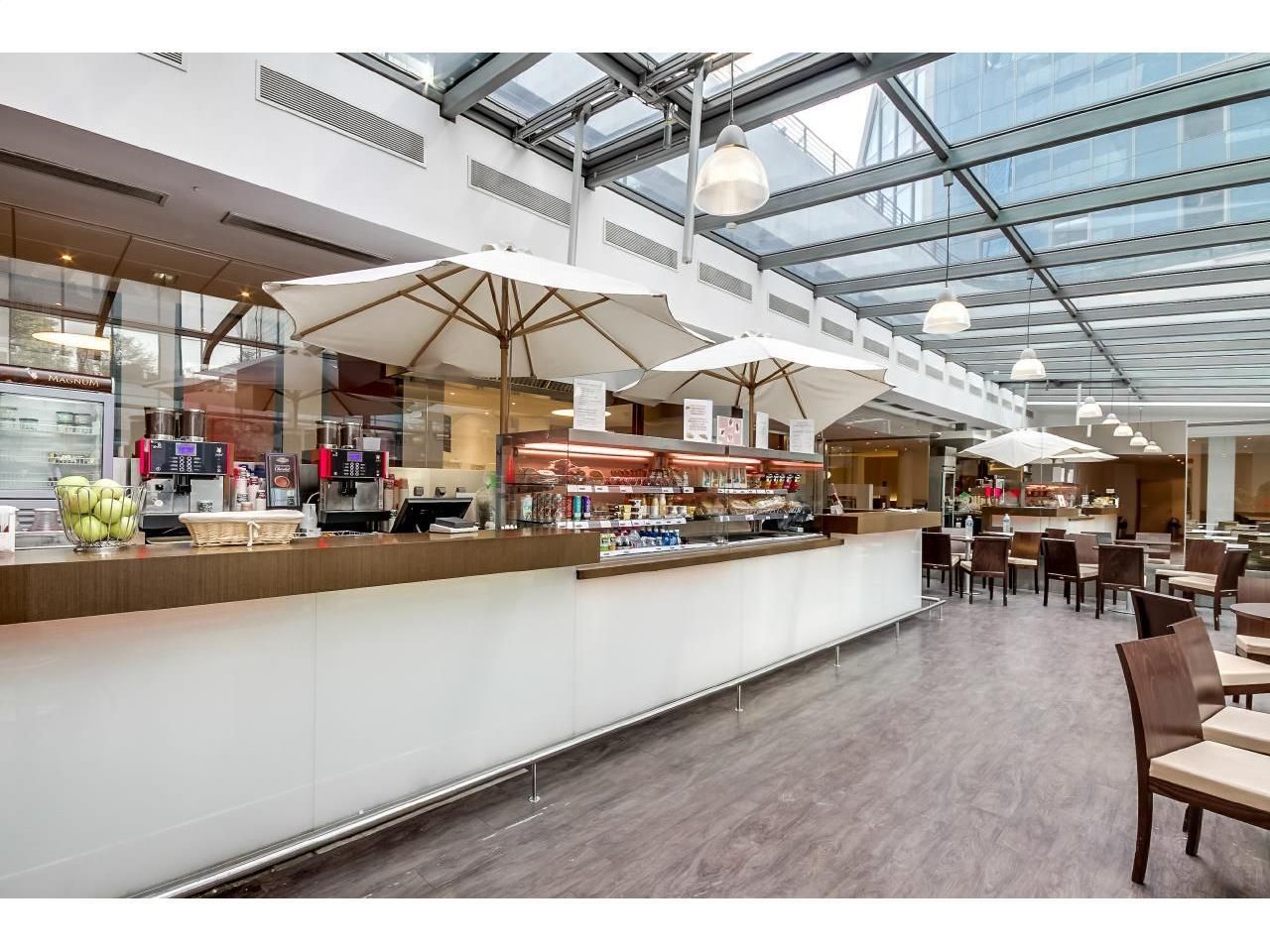 9435 m² pour ce bureaux en location à Courbevoie