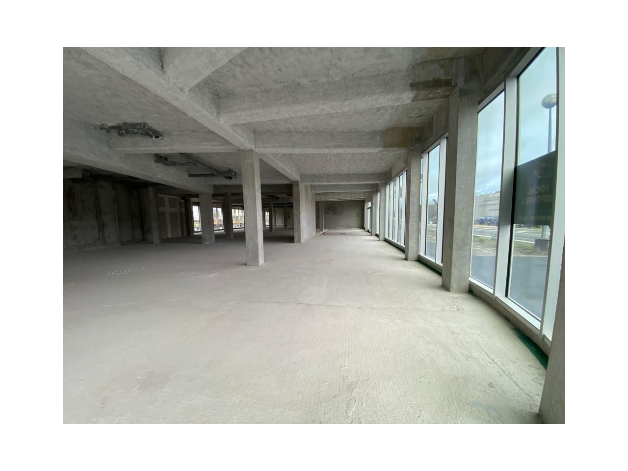 Vente Bureaux 855 m² non divisibles 33300 Bordeaux