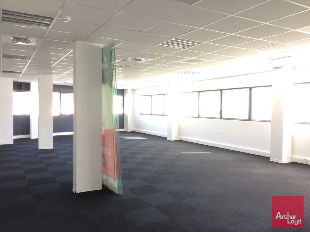 A LOUER au coeur du Parc Eurêka, dans un immeuble