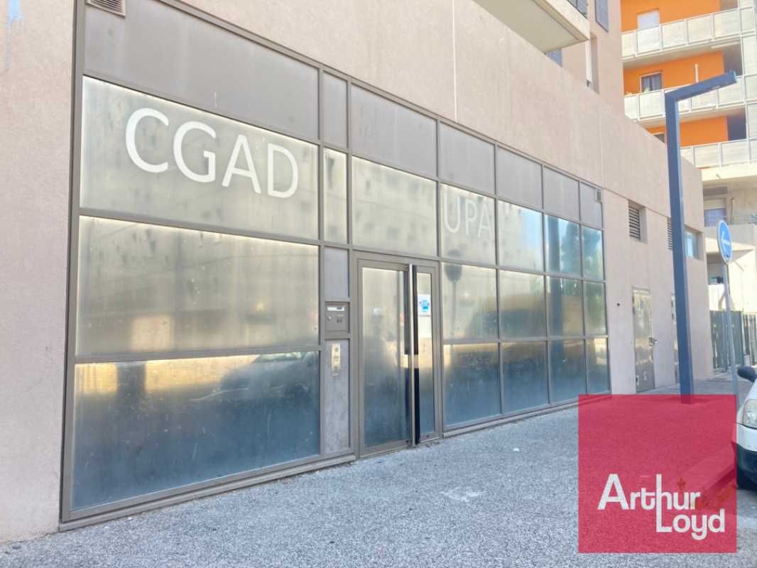 Arthur Loyd vous propose des locaux commerciaux /