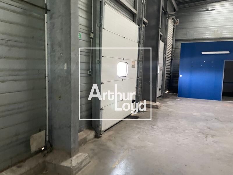 Rare opportunité proche de BEZIERS ! Entrepôt de 