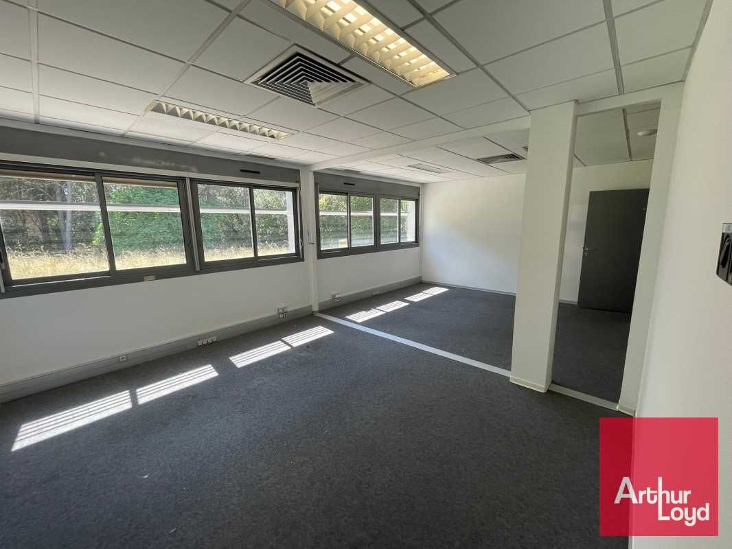 Nous avons le plaisir de vous faire part d'une of