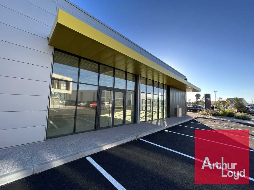 Arthur Loyd vous propose plusieurs locaux commerc