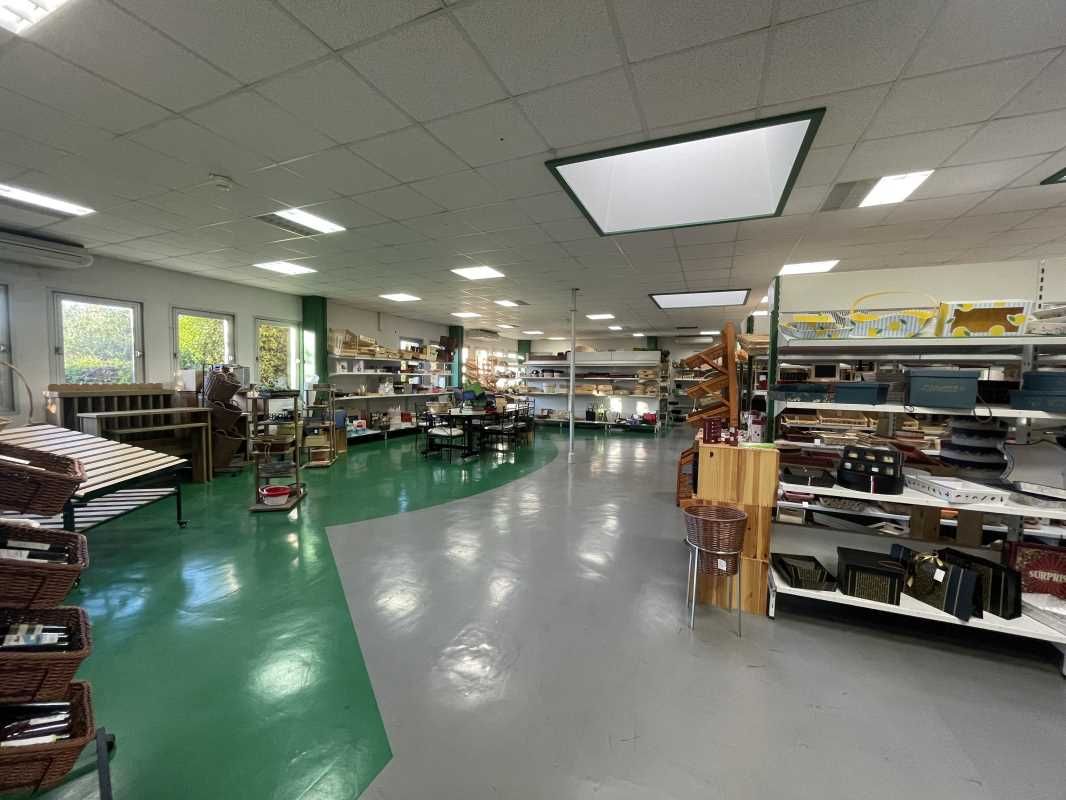 Exclusif à la vente idéal investisseur Bâtiment i