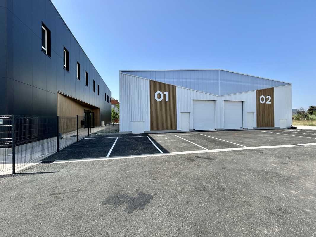 Idéalement situé dans le secteur du Polygone Nord