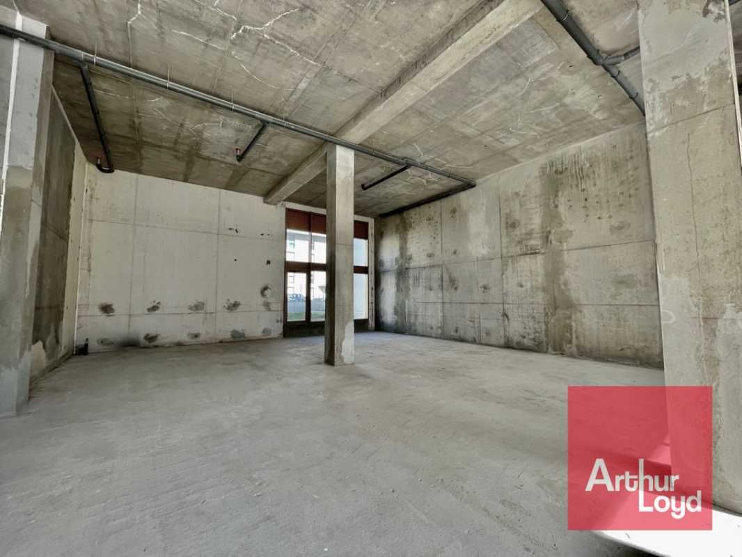 Nous vous proposons à l'acquisition un bureau d'u