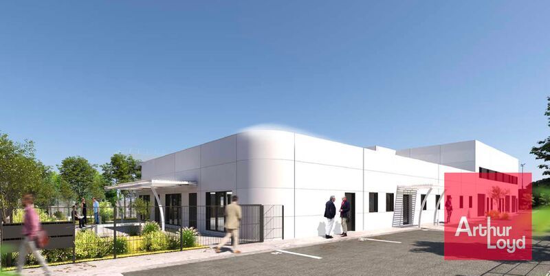 Aux portes de Sète, à proximité du port, d'une ba