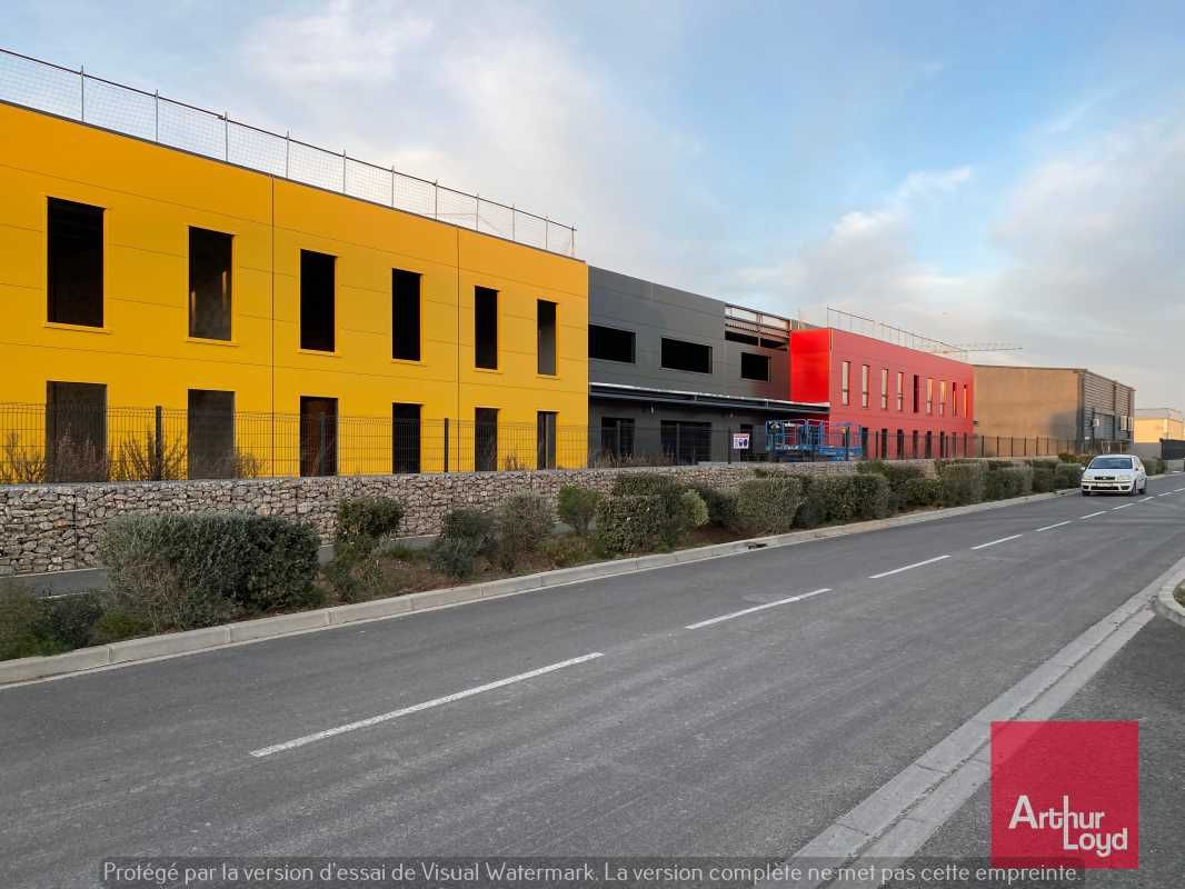 Locaux d'activités à la vente à Sète