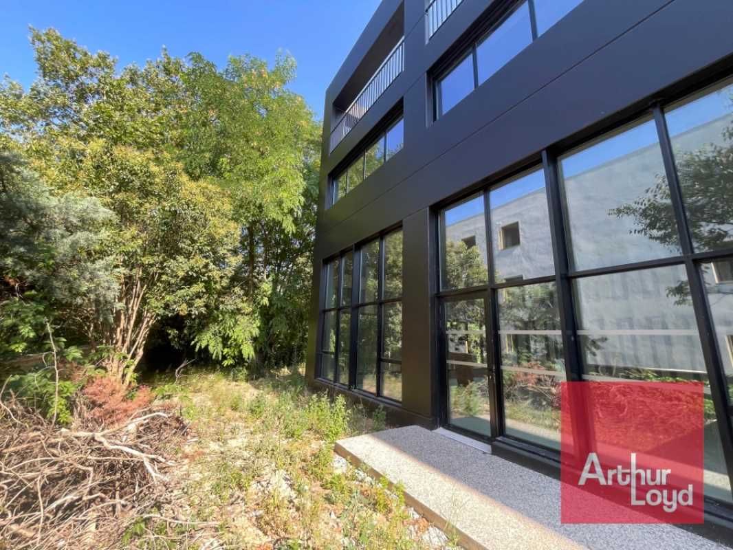 Locaux d'activité neufs disponibles en zone franc