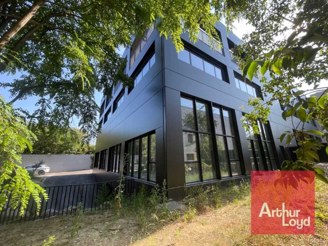 Locaux d'activité neufs disponibles en zone franc