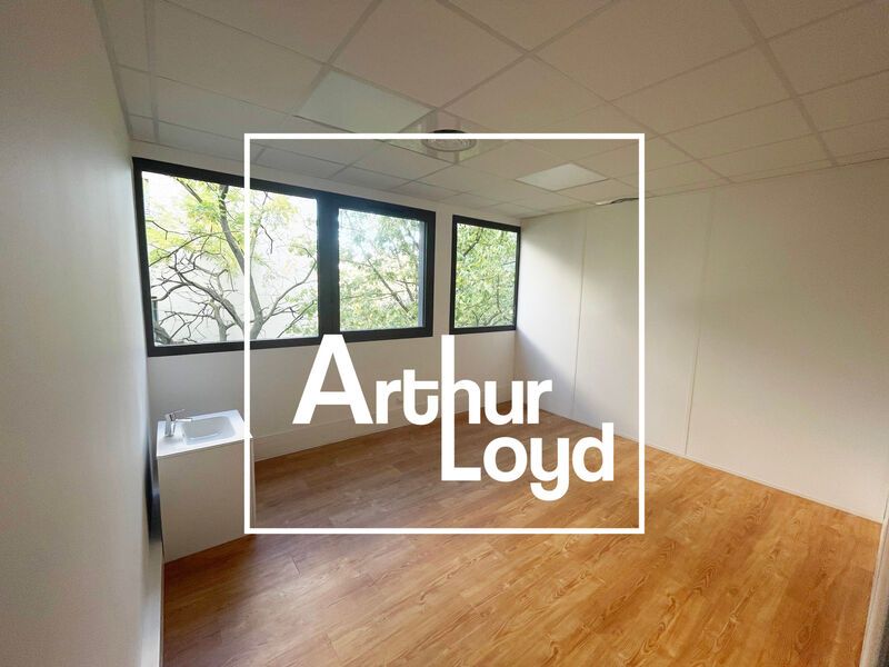 Nous vous proposons au sein d'un immeuble idéalem