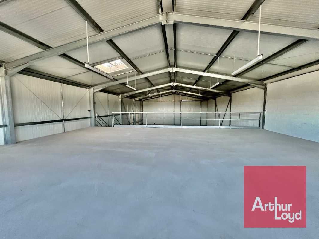 LOCATION - FRONTIGNAN  ARTHUR LOYD vous propose c