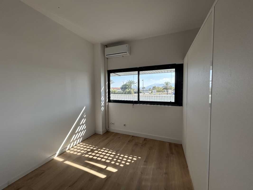 A Saint-Cyprien, proche de tous les accès, dans u