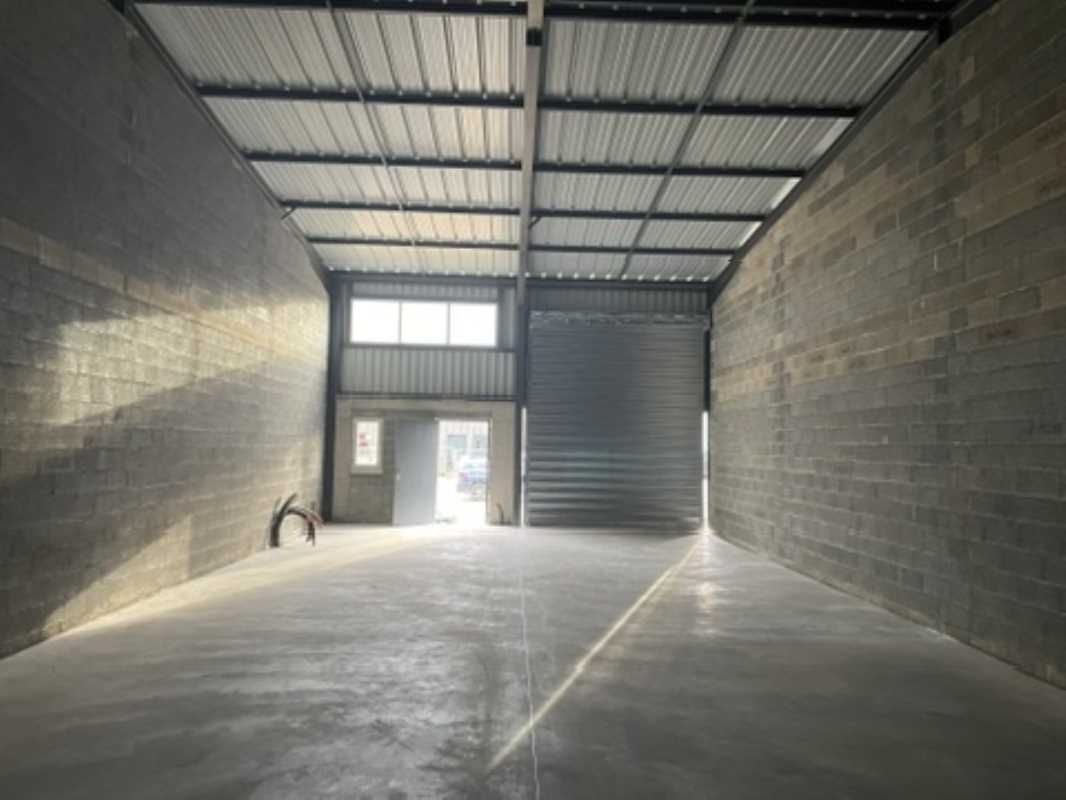 Locaux d'activité neufs à la location