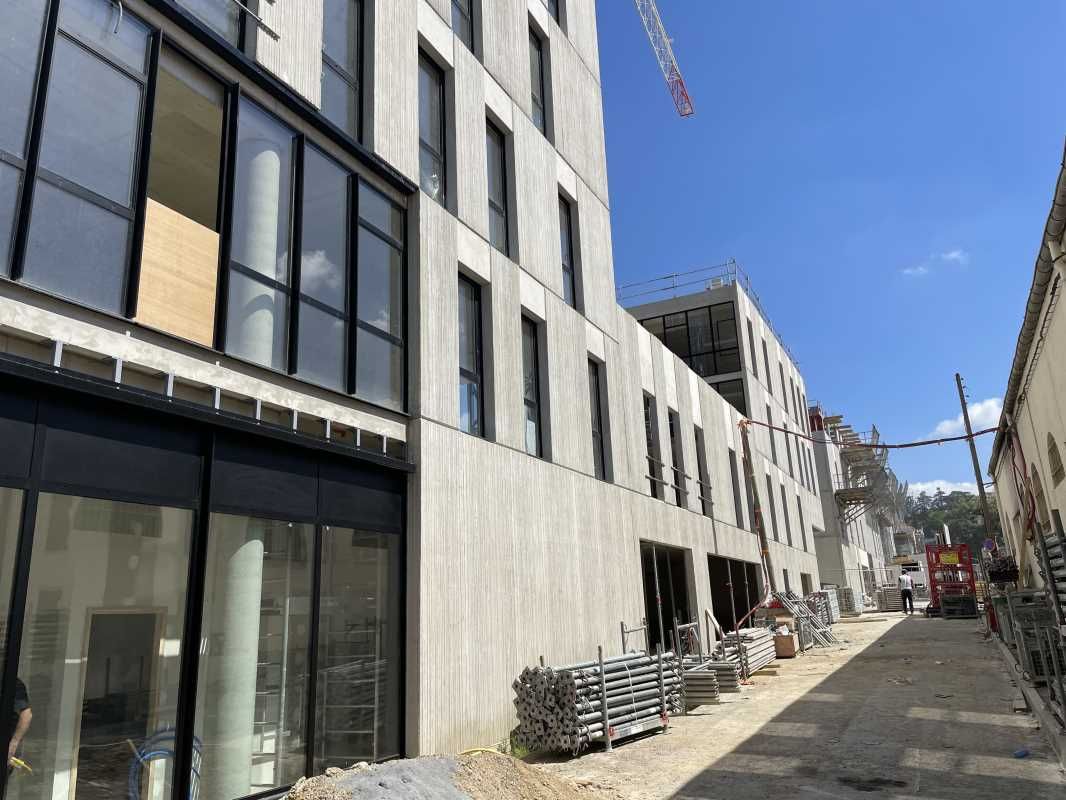 Superbes bureaux panoramiques au R+2 d'un immeubl