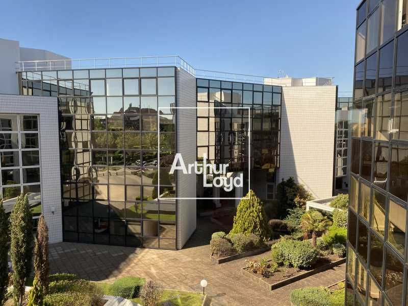 Situés à quelques minutes de l'aéroport de Toulou