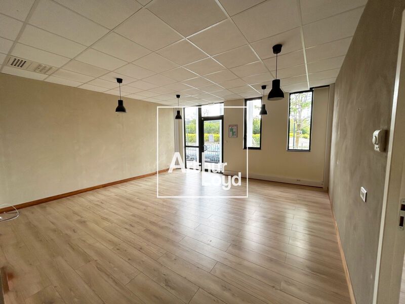 Dans la zone Oncopole au Sud Ouest de Toulouse, A