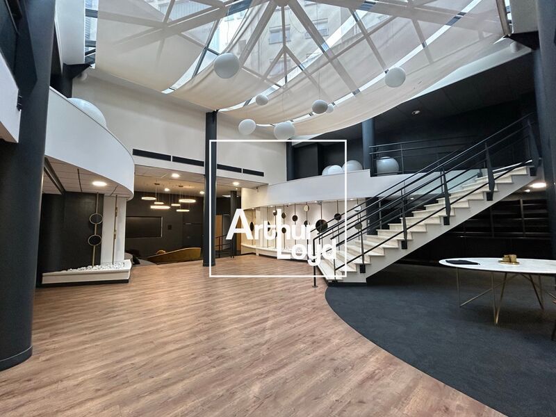 ARTHUR LOYD Toulouse vous propose plusieurs surfa