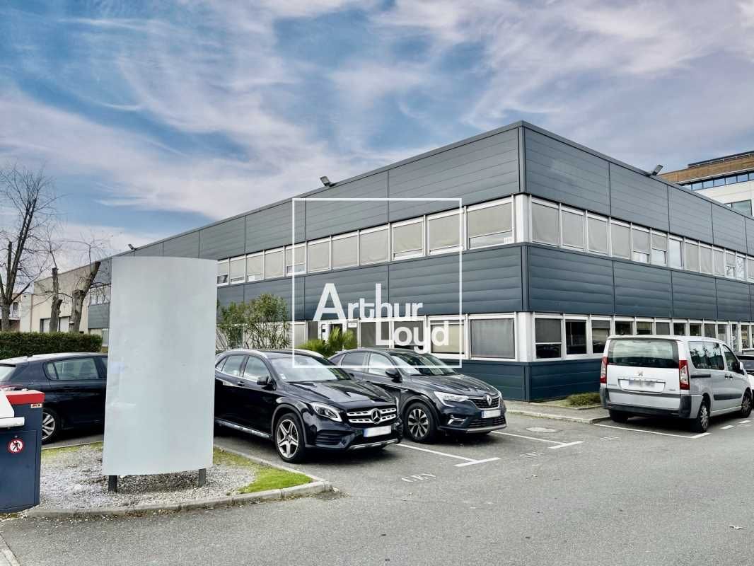 BLAGNAC - À PROXIMITÉ IMMÉDIATE DE L' AÉROPORT  A