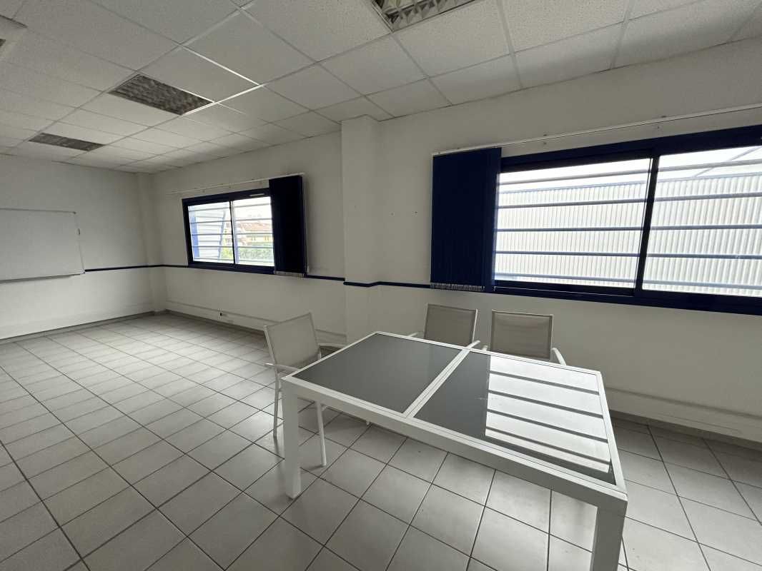 Arthur Loyd vous propose à la location des bureau