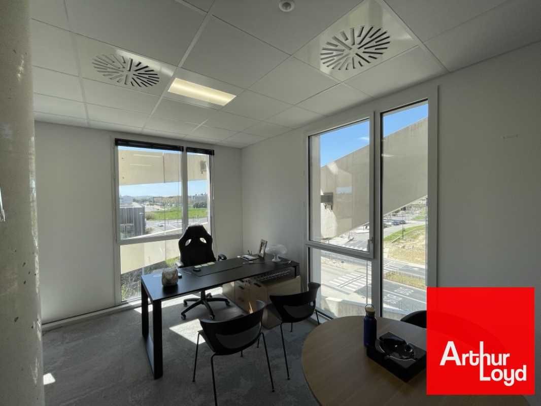 Au coeur de ZAC Eurêka, dans un ensemble immobili