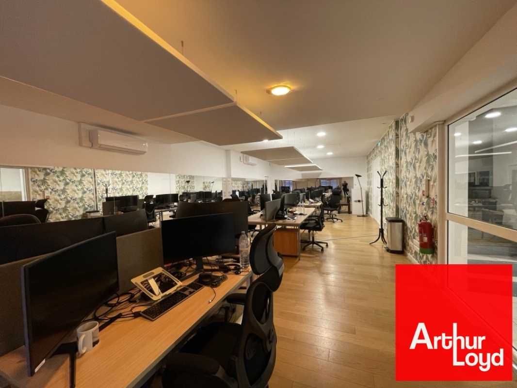 Nous vous proposons des bureaux d'une surface de 