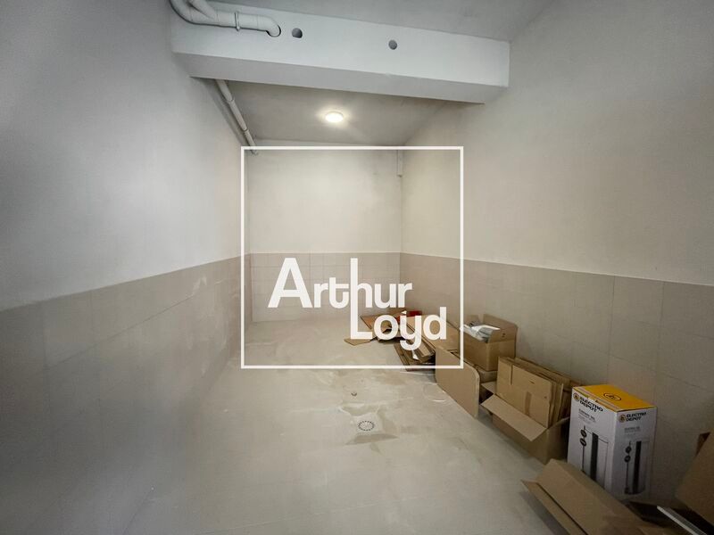 Arthur Loyd vous propose à la location ce local d