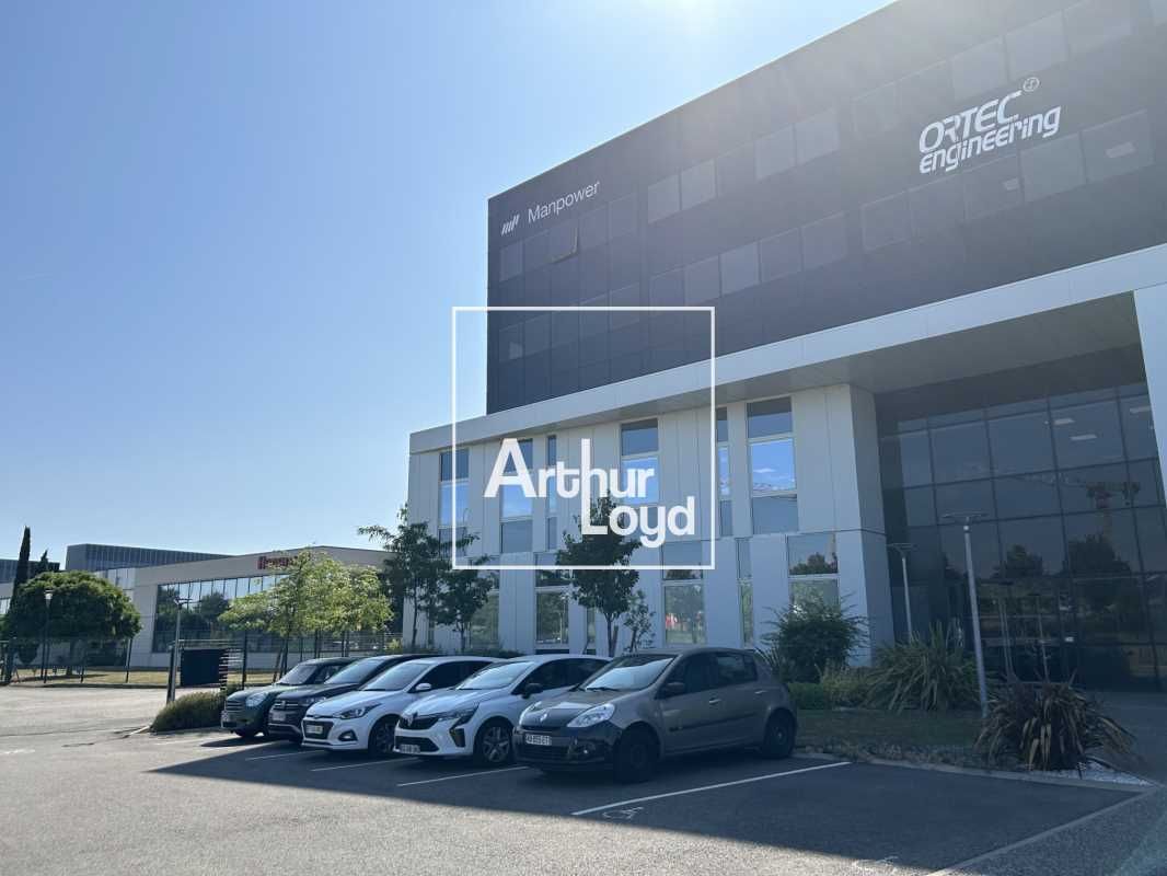 PROCHE ROCADE  ARTHUR LOYD TOULOUSE vous propose,