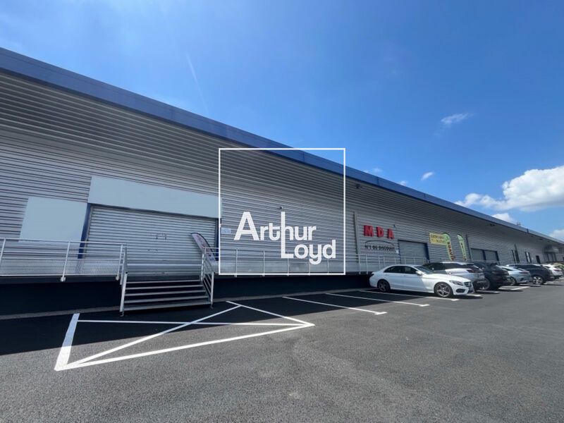 Arthur Loyd vous propose un local d'activité avec