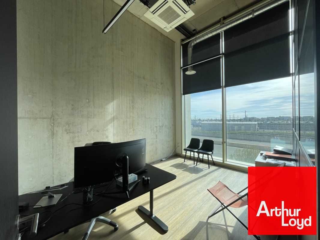 Au sein du quartier Cambacérès, à proximité imméd