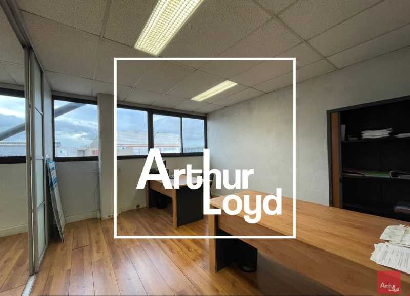 Bureaux de 173m² à vendre idéalement situés au 1e