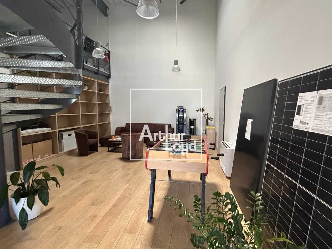 Exclusivité. - Arthur loyd vous propose un bâtime