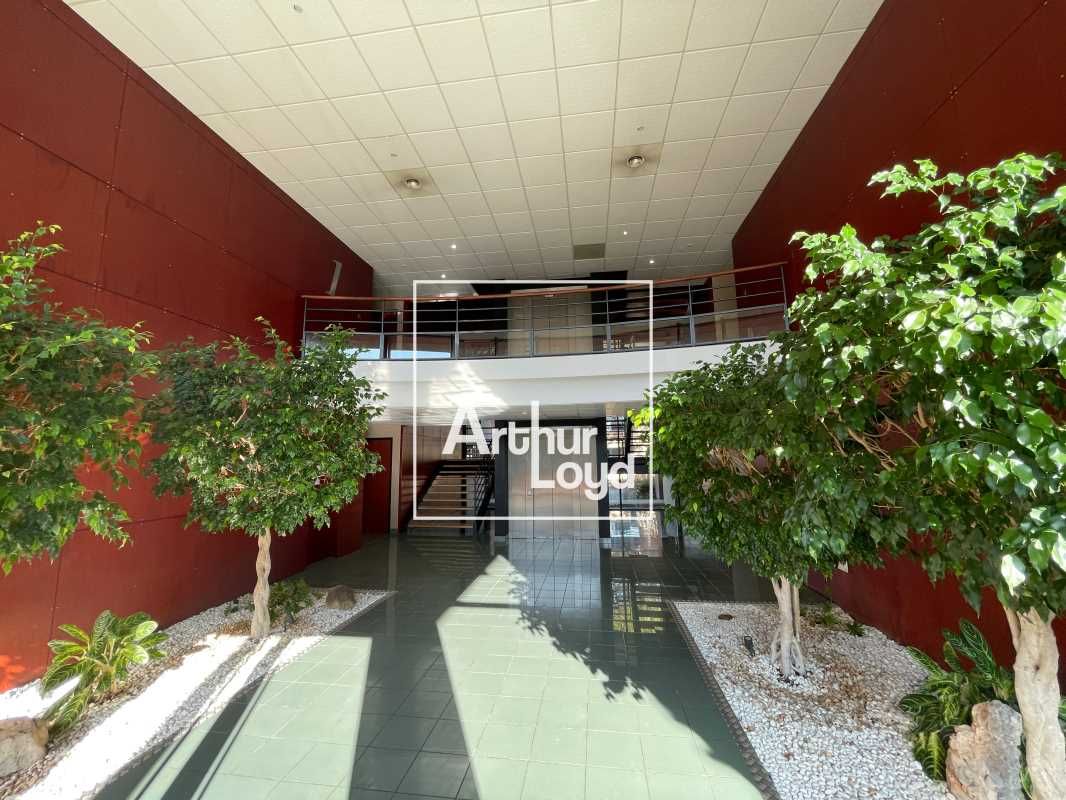 A l'entrée de la ZAC du Millénaire, sur le Parc C