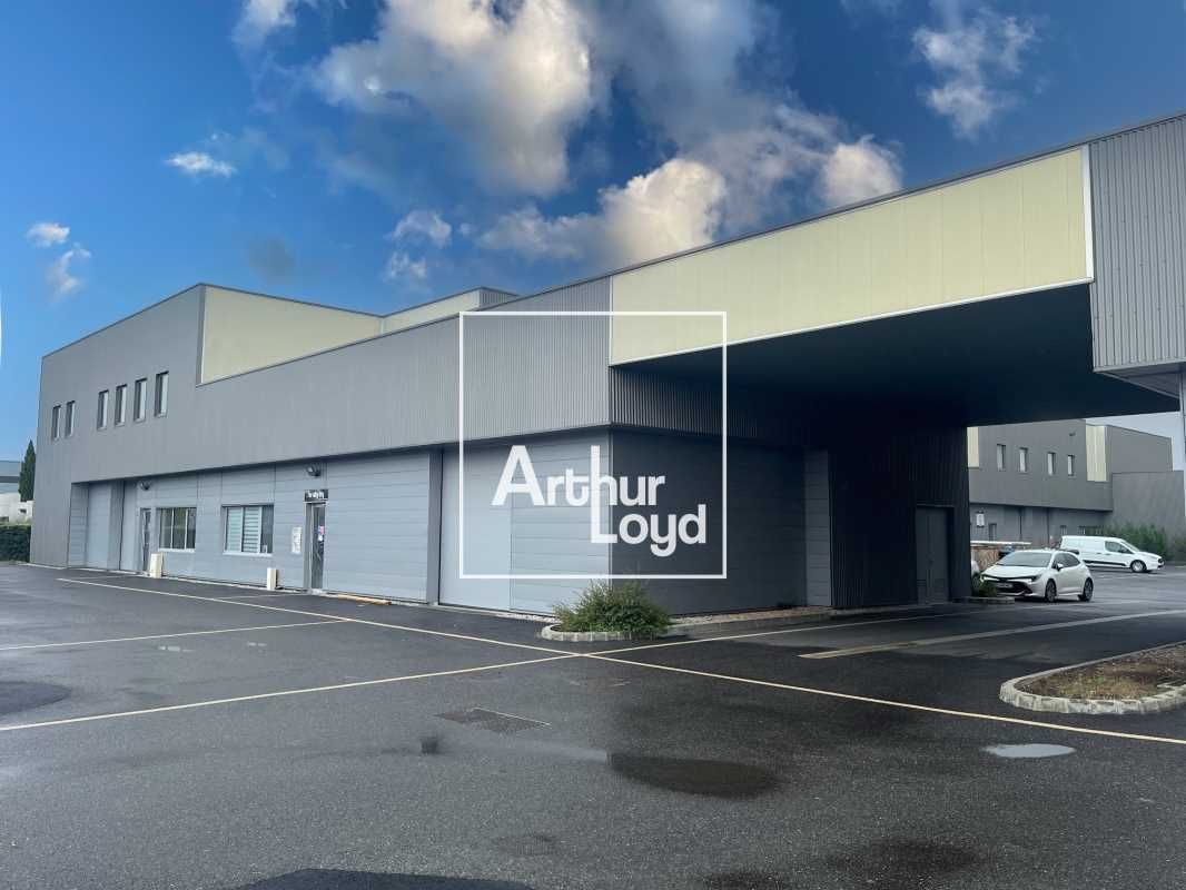 ESCALQUENS - TOULOUSE SUD EST  Au sein d'un parc 