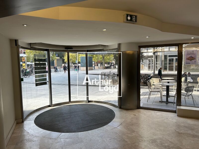 COMPANS CAFFARELLI  ARTHUR LOYD Toulouse vous pro