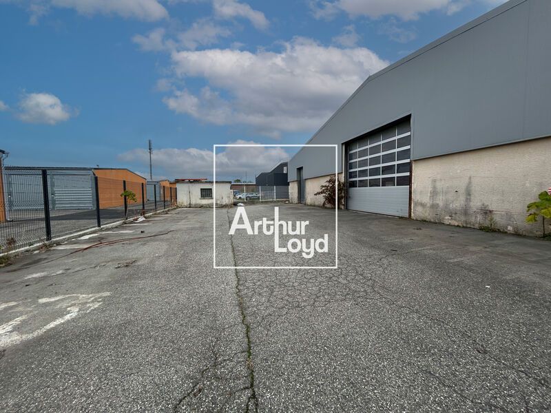 ARTHUR LOYD Toulouse vous propose ce local d'acti