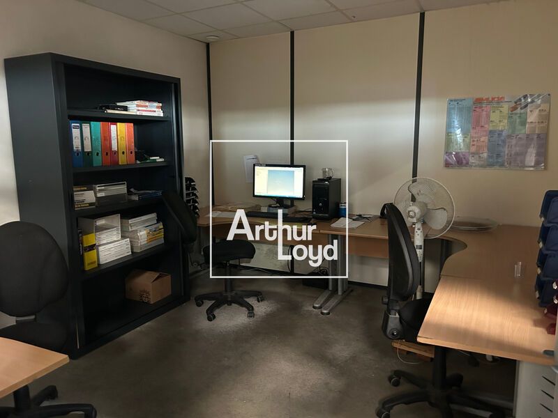 Arthur Loyd vous propose en exclusivité à la vent