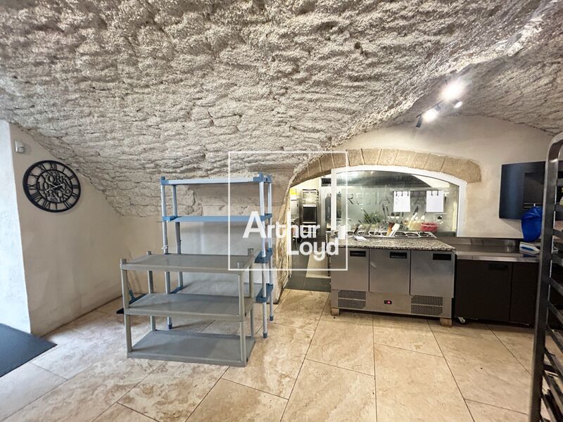 Arthur Loyd Montpellier propose un local commerci