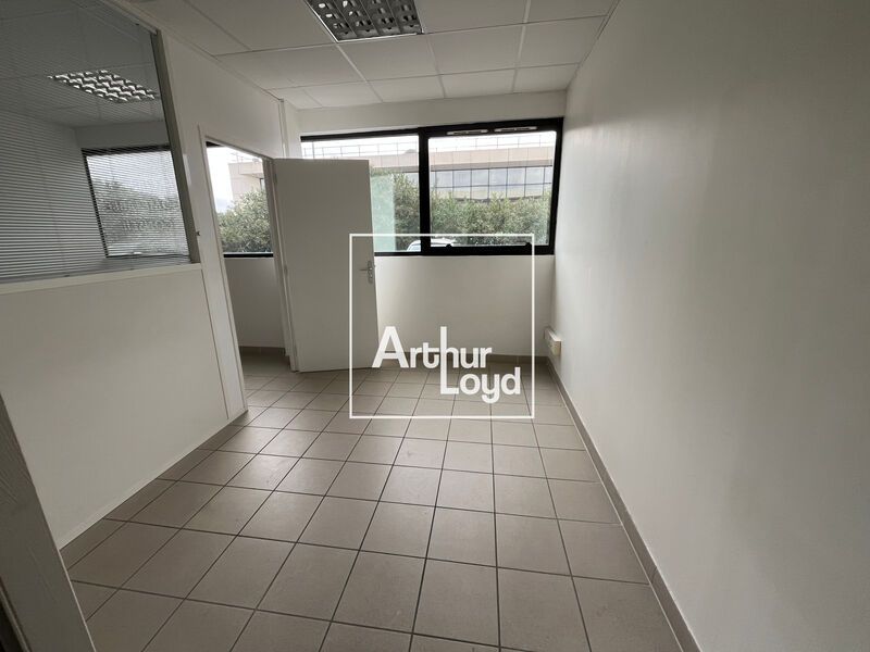 Rare à Bonne Source. Vos bureaux à louer dans le 