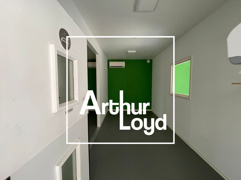 En 1ère ligne d'un axe très passant à Vendargues,