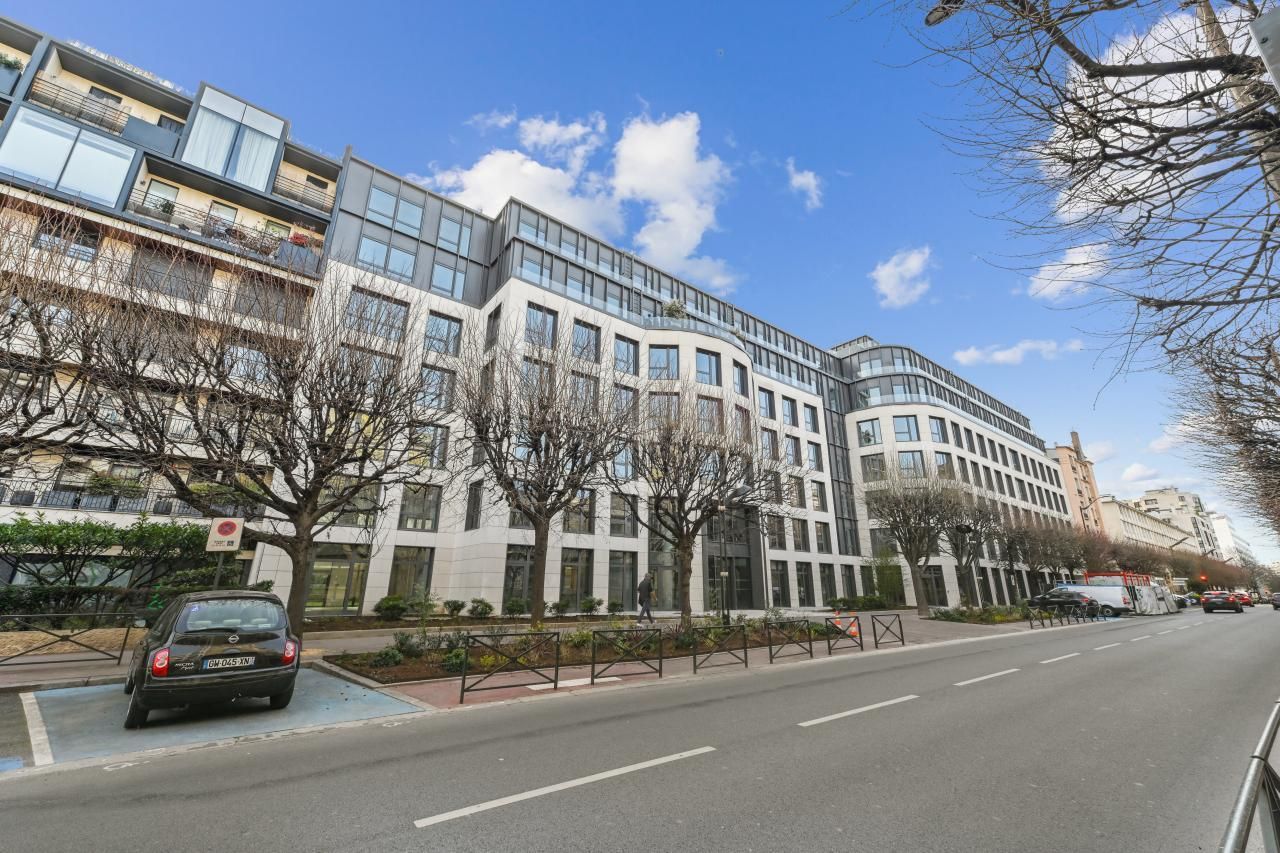 6077 m² pour ce bureaux en location à Levallois-perret
